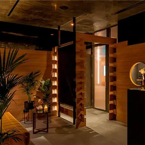 ***** Hotel Me Spain