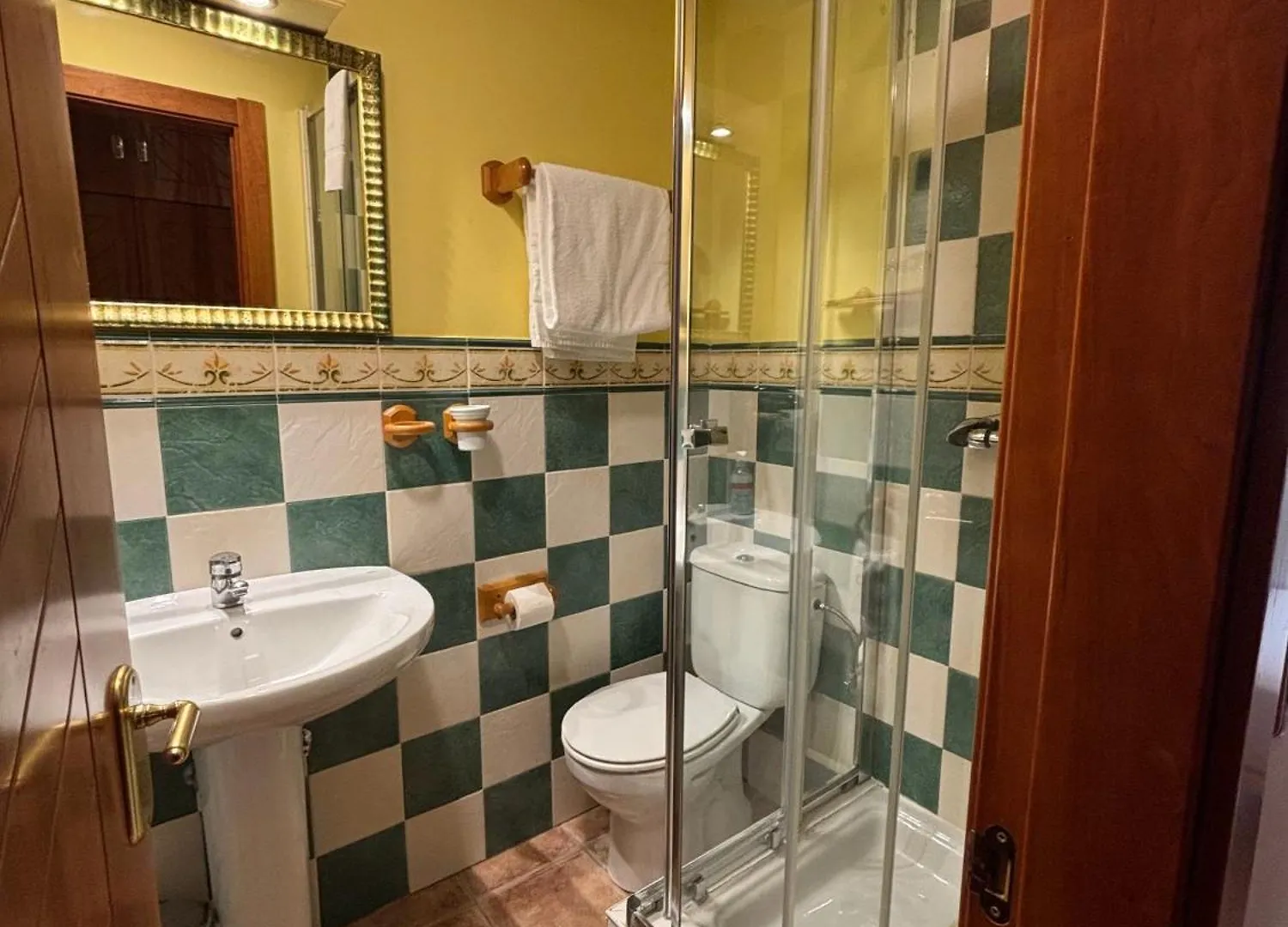 Pension Begona - Centro Ciudad Bilbao Guest house